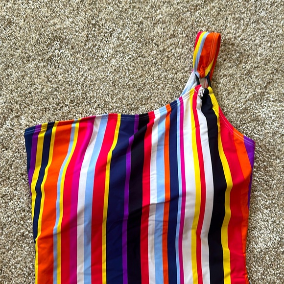 Hermoza size 8 swim suit - Picture 2 of 8